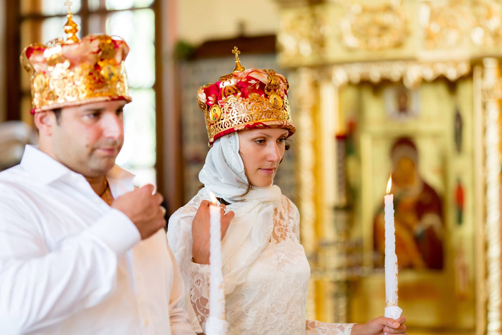 Каким должно быть платье для венчания в церкви?