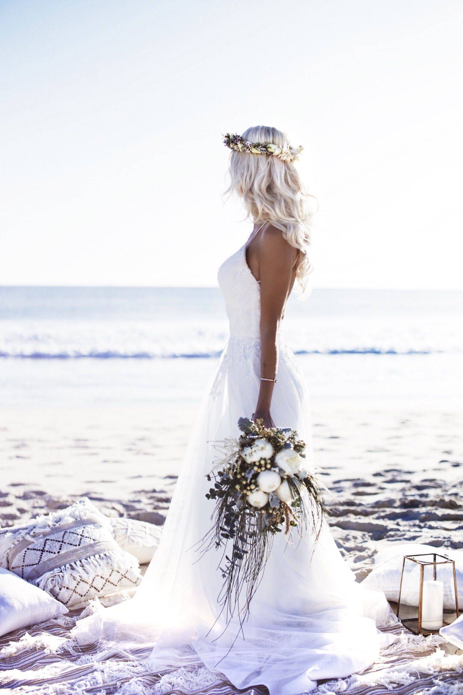Свадебное платье для фотосессии на море ?‍♂️ в [2022] – фото
