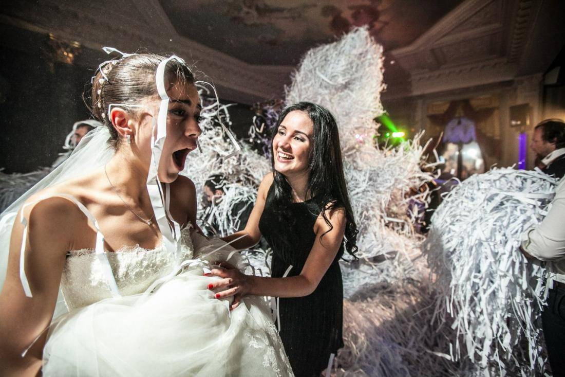 Селфи-зеркало, фуд-шоу и еще 10 ультрасовременных развлечений на свадьбу для гостей
