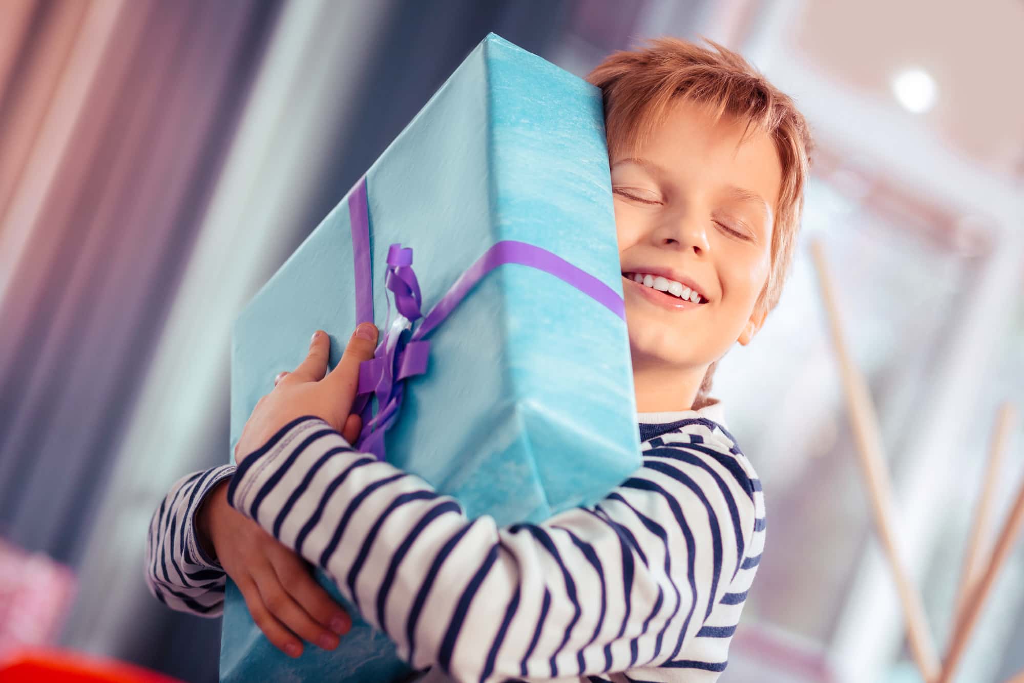 Какой подарок подарить на 3 года мальчику: идеи полезных подарков