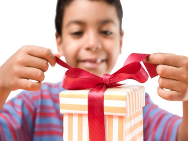 Что подарить ребенку на 2 года - топ 110 + ещё 128 лучших идей подарков на день рождения в примерах
