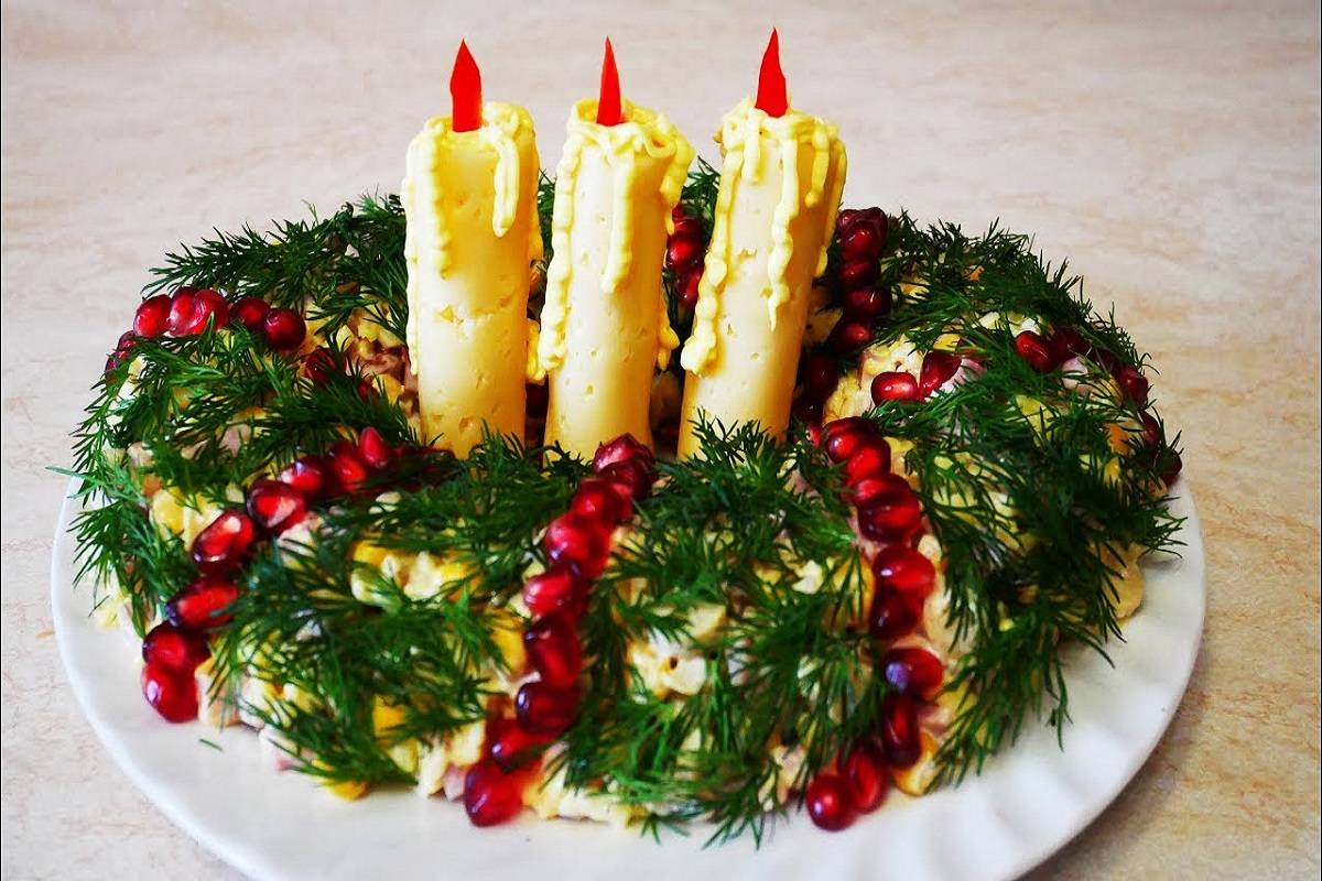 Как украсить салаты и закуски к новому 2019 году и рождеству: 20 идей с фото