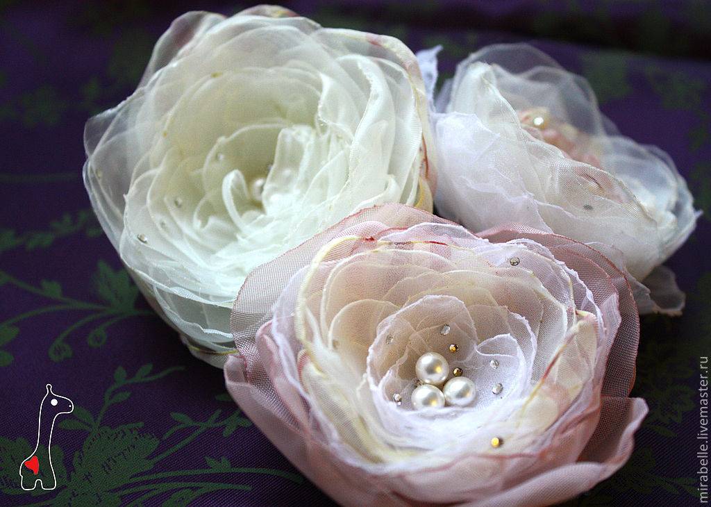 Как сделать цветы из ткани своими руками? цветы из ткани для начинающих :: syl.ru