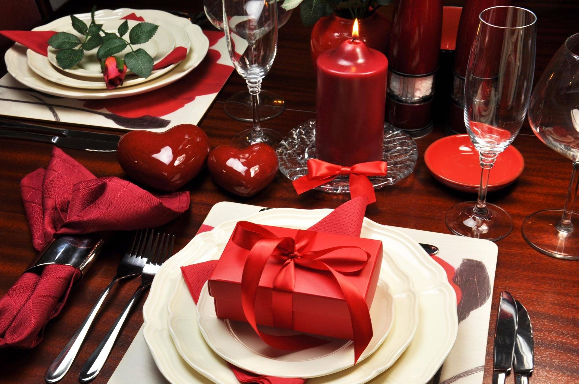 Как планировать романтический ужин дома: 10 шагов