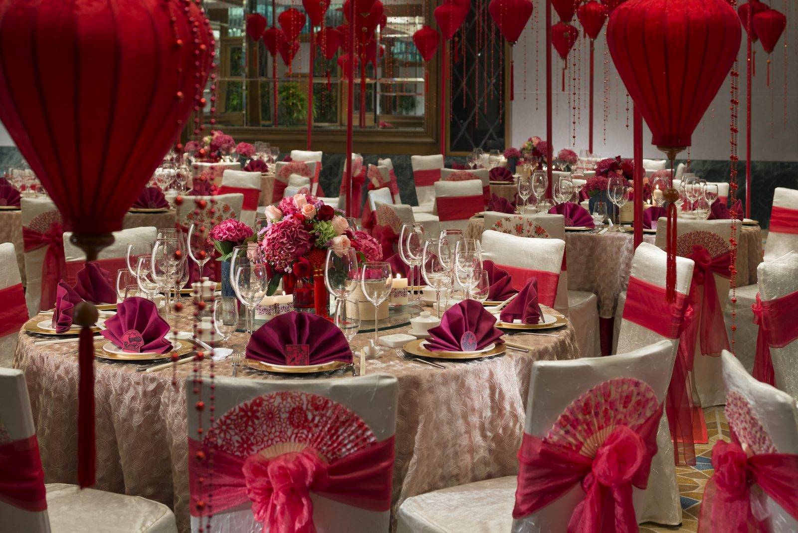 Красная свадьба: ярко, стильно, необычно