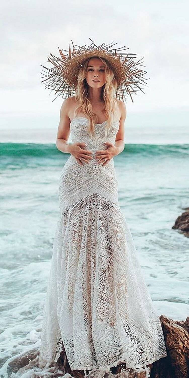Какое свадебное платье выбрать для церемонии на пляже?