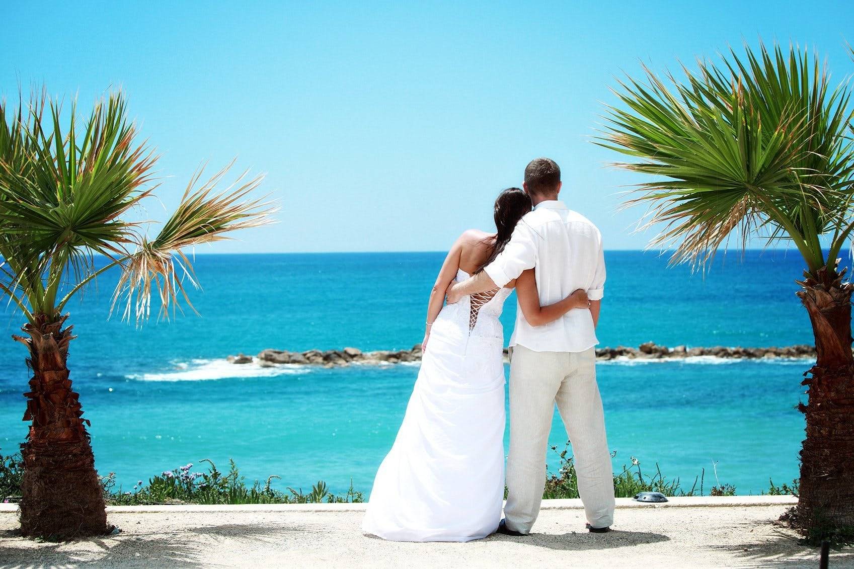 Официальная или символическая свадьба на кипре — это начало пути к олимпу счастья