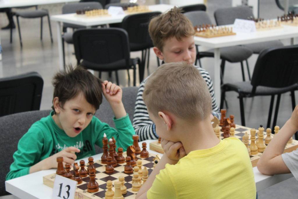 Шахматы для детей: обучение онлайн с опытным тренером