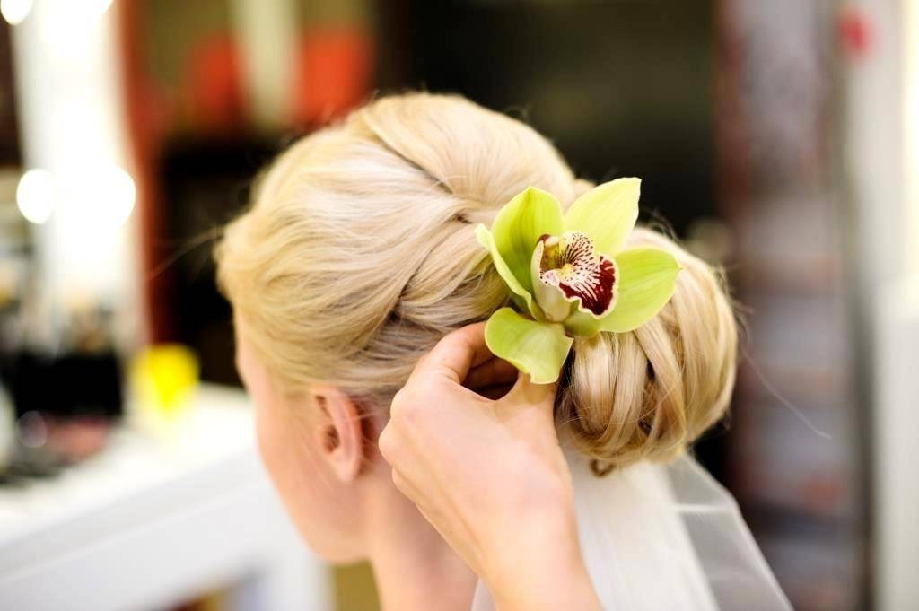 Цветы в волосах: 30 роскошных образов с венками