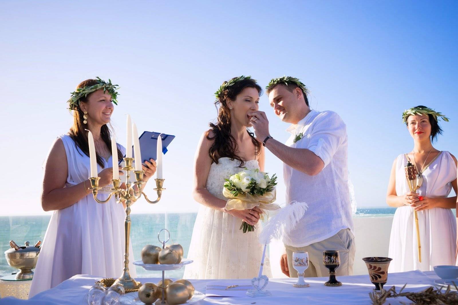 Свадебное платье в греческом стиле: фото длинных и коротких моделей