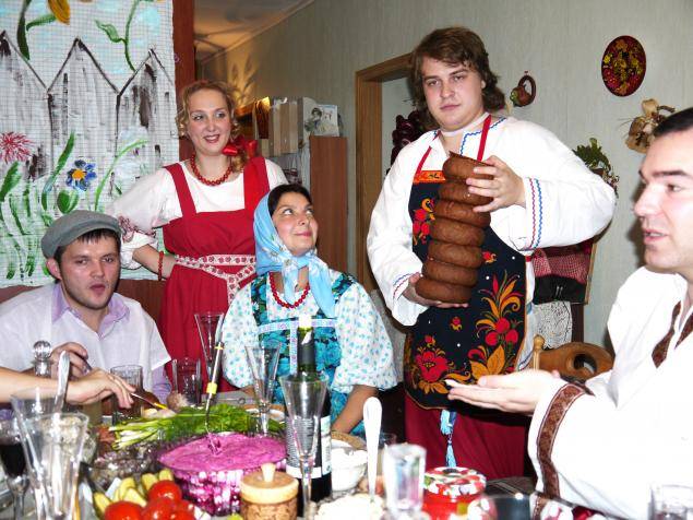 Как мы празднуем новый год: 15 русских традиций
