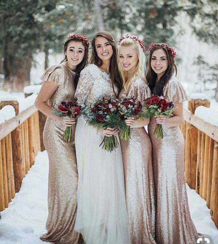 Зимние свадебные платья: выбор ткани, цвета, верхней одежды, обуви