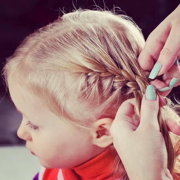 Плетение волос для девочек: простые правила, пошаговая инструкция, интересные идеи косичек на каждый день