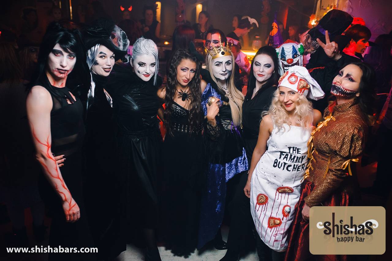 Праздник хэллоуин 2018 в санкт-петербурге превратится в настоящую зажигательную вечеринку, если заранее продумать программу и карнавальные костюмы