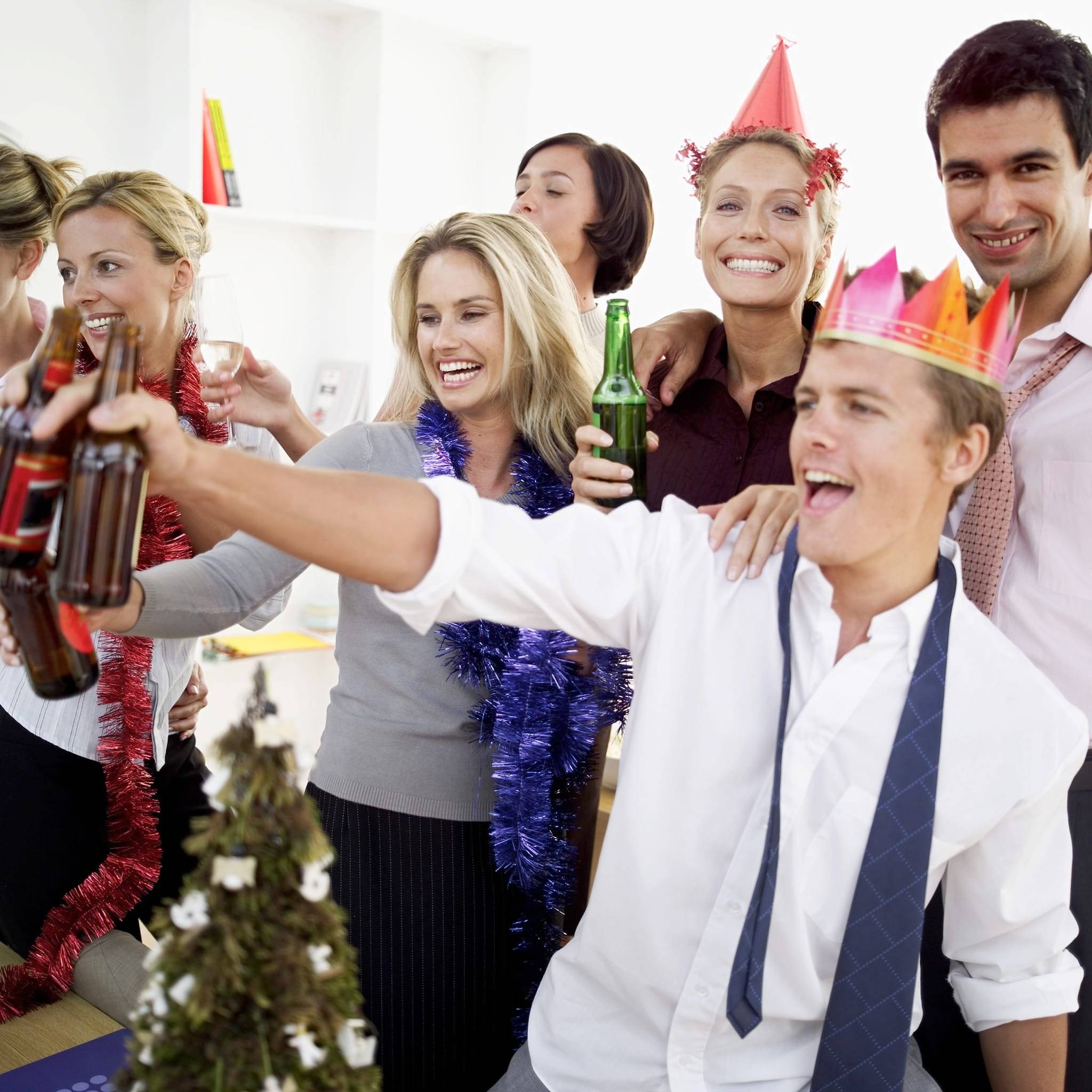 10 способов создать новогоднее настроение в офисе