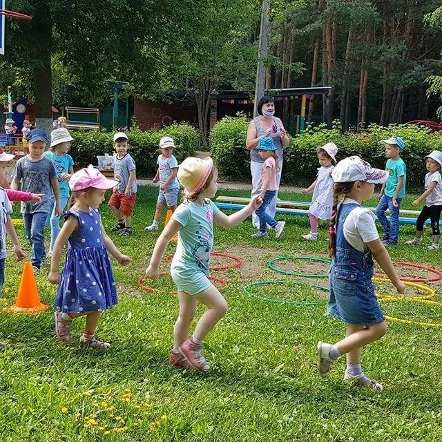 Конкурсы для детей на улице летом