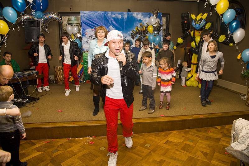 Современные танцы для детей в детском саду на выпуск: хип-хоп или брейк-данс