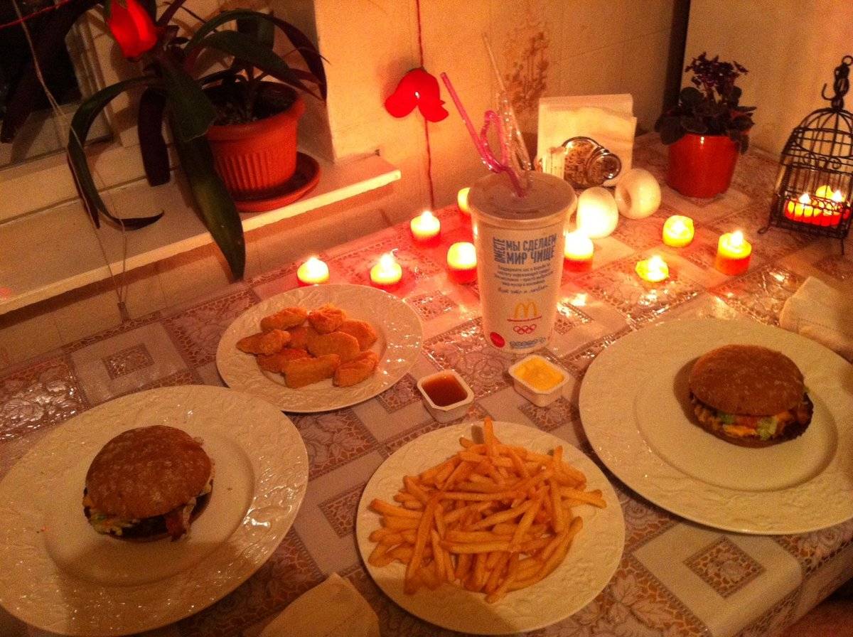 Что приготовить на романтический ужин: для двоих быстро и недорого, вкусно рецепты с фото, для любимого, можно, дома, простой, парню, девушке, мужчине, мужу, жене, легкий