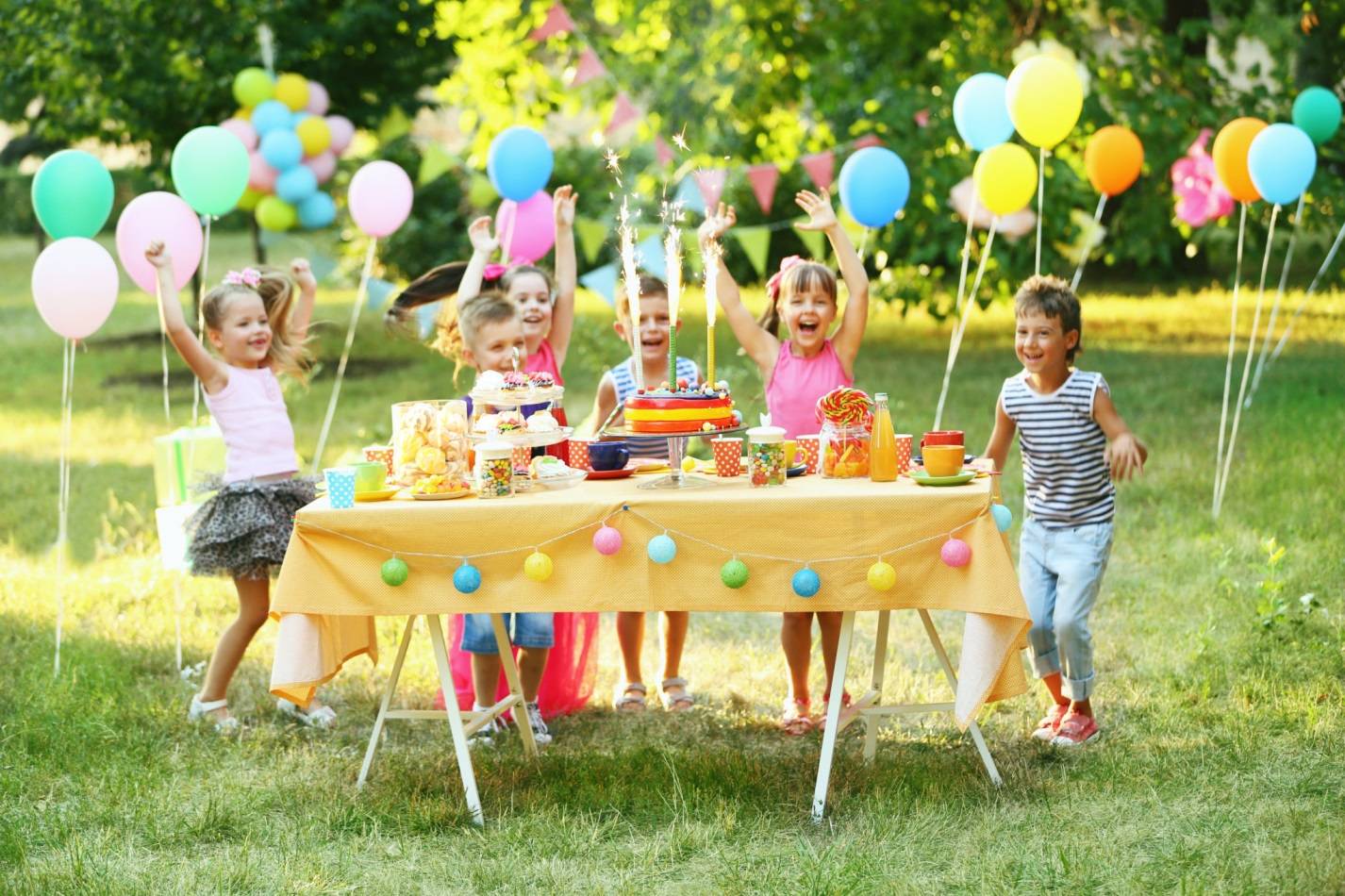 Куда сводить детей на день рождения: оригинальные идеи и варианты, популярные виды отдыха, отзывы - gkd.ru