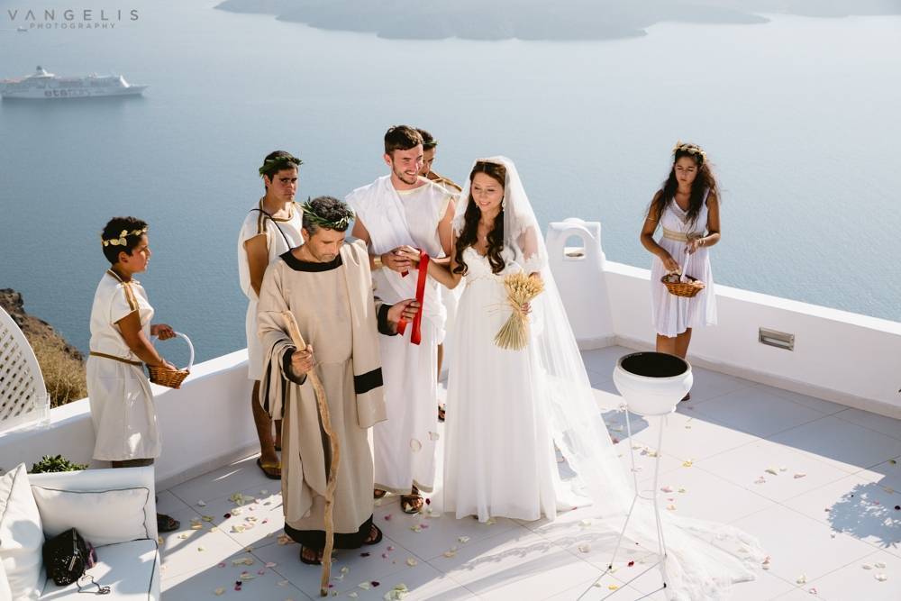 Свадьба в греческом стиле: оформление зала, наряды, аксессуары