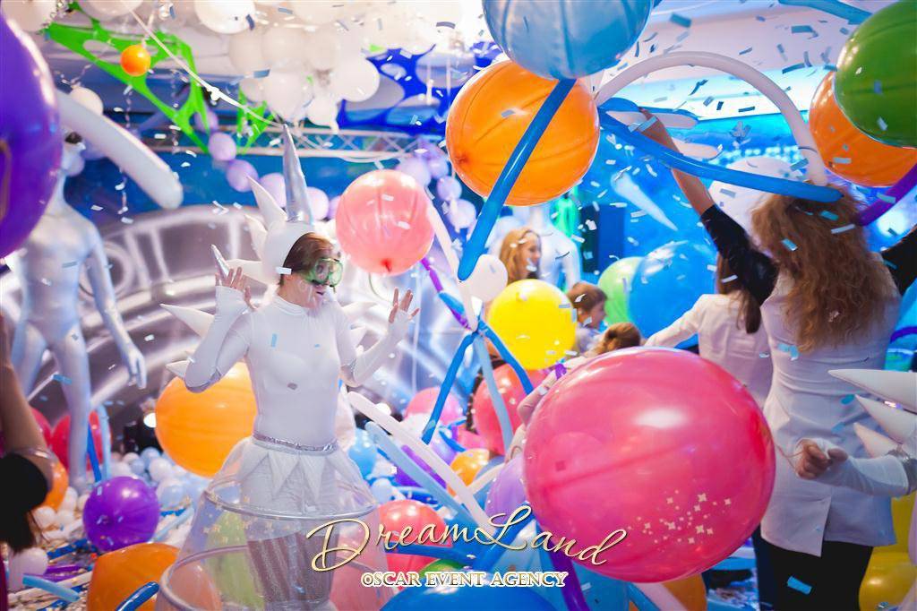 Игры и конкурсы с воздушными шарами. воспитателям детских садов, школьным учителям и педагогам