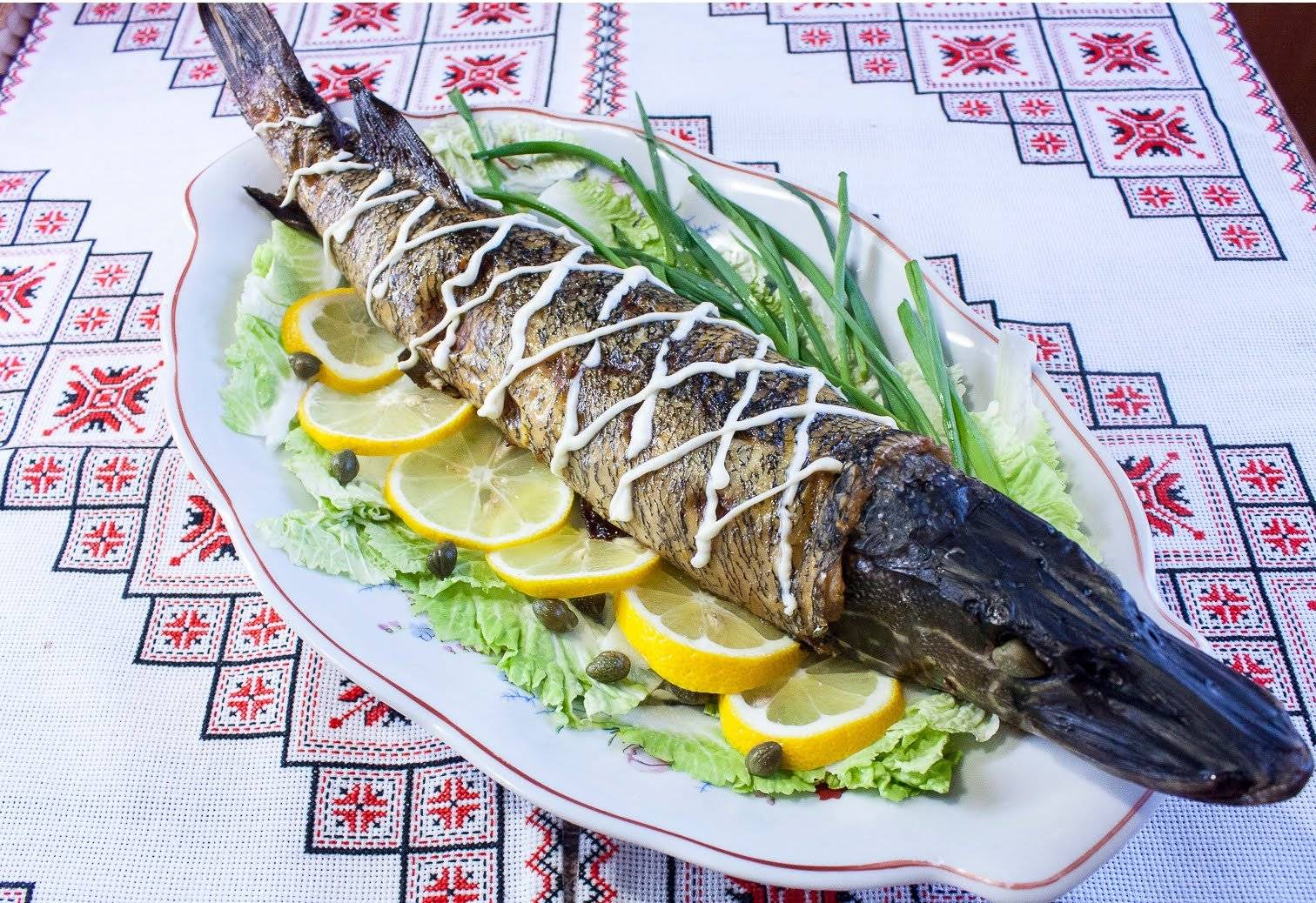 Фаршированная рыба – 7 вкусных рецептов