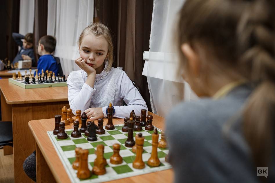 Обучение шахматам для детей и взрослых: обзор лучших онлайн-школ, курсов, youtube-каналов и книг