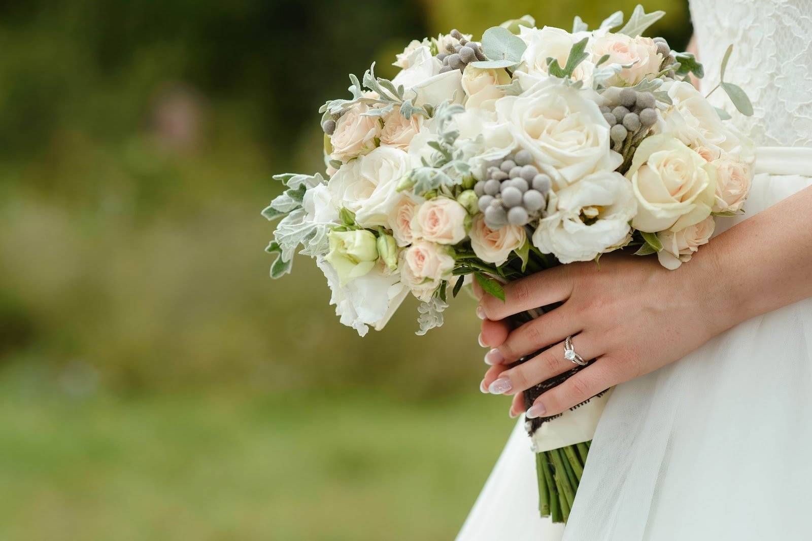 Как правильно выбрать свадебный букет невесты