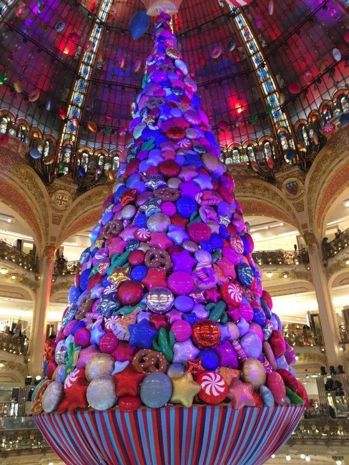 Топ – 20ка самых красивых рождественских ёлок в мире