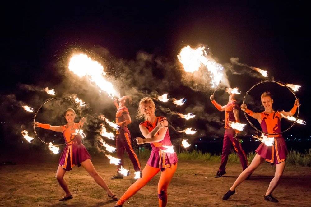 Огненное шоу – яркий аккорд вашего праздника