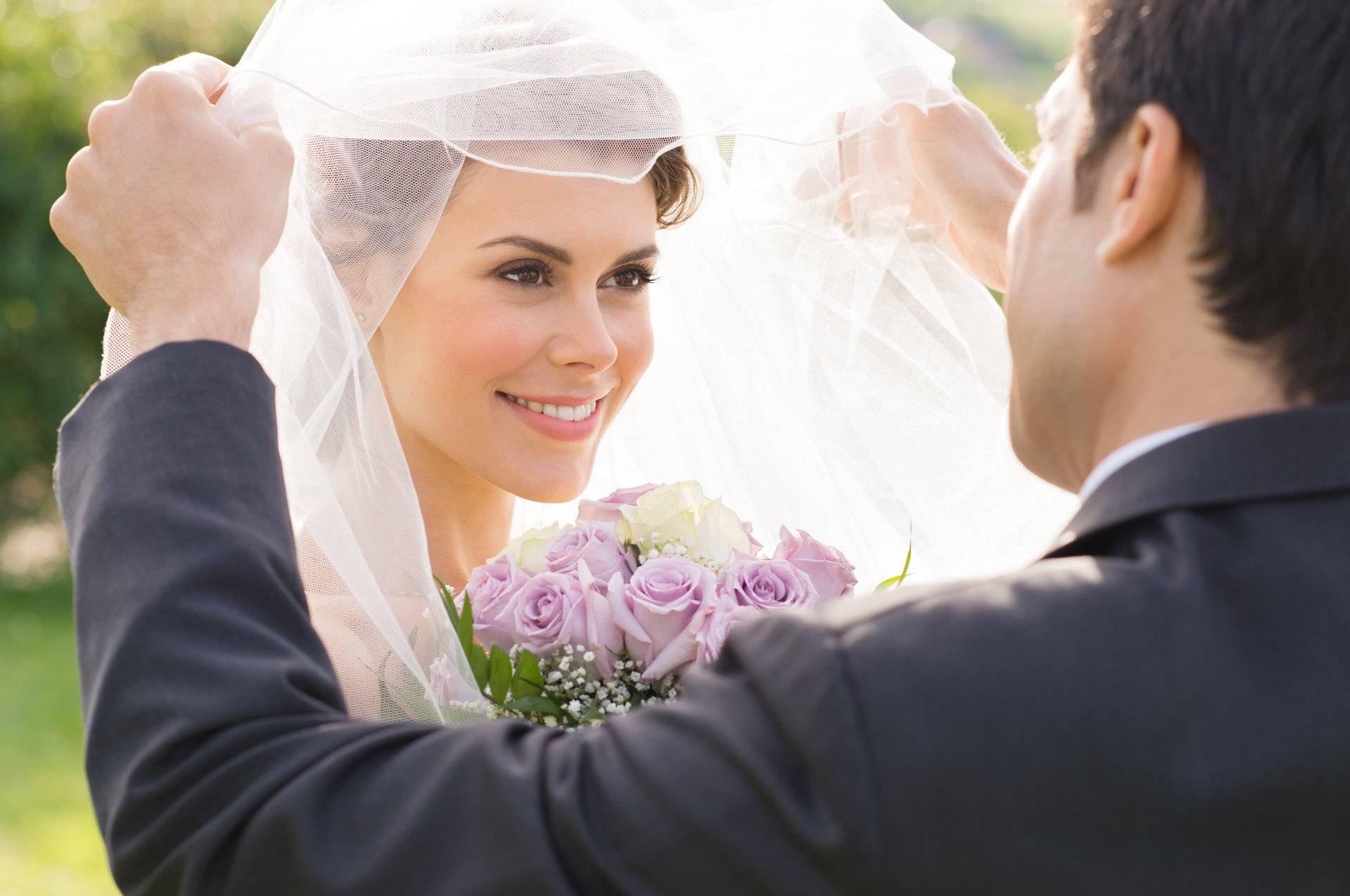 Приметы о свадебной фате, хорошая или плохая примета — хранить фату
