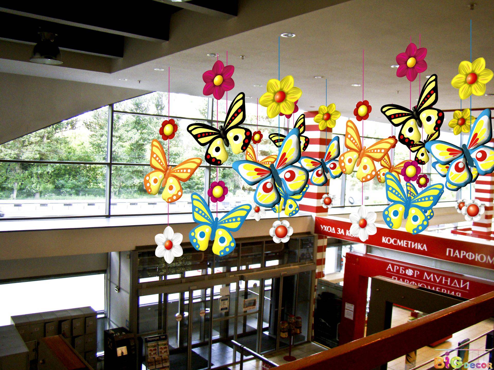 Как украсить офис к 8 марта: идеи с шарами и цветами своими руками