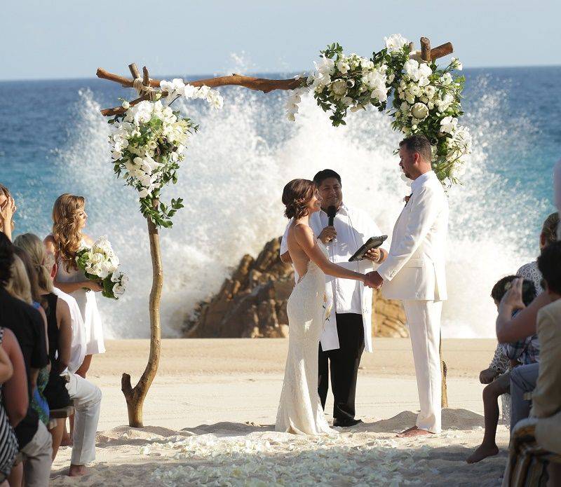 ᐉ свадьба в гавайском стиле - пляжный декор, образ молодых - svadebniy-mir.su