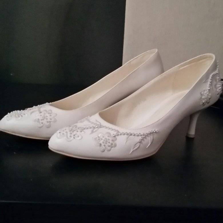 Как выбрать свадебные туфли под свадебное платье