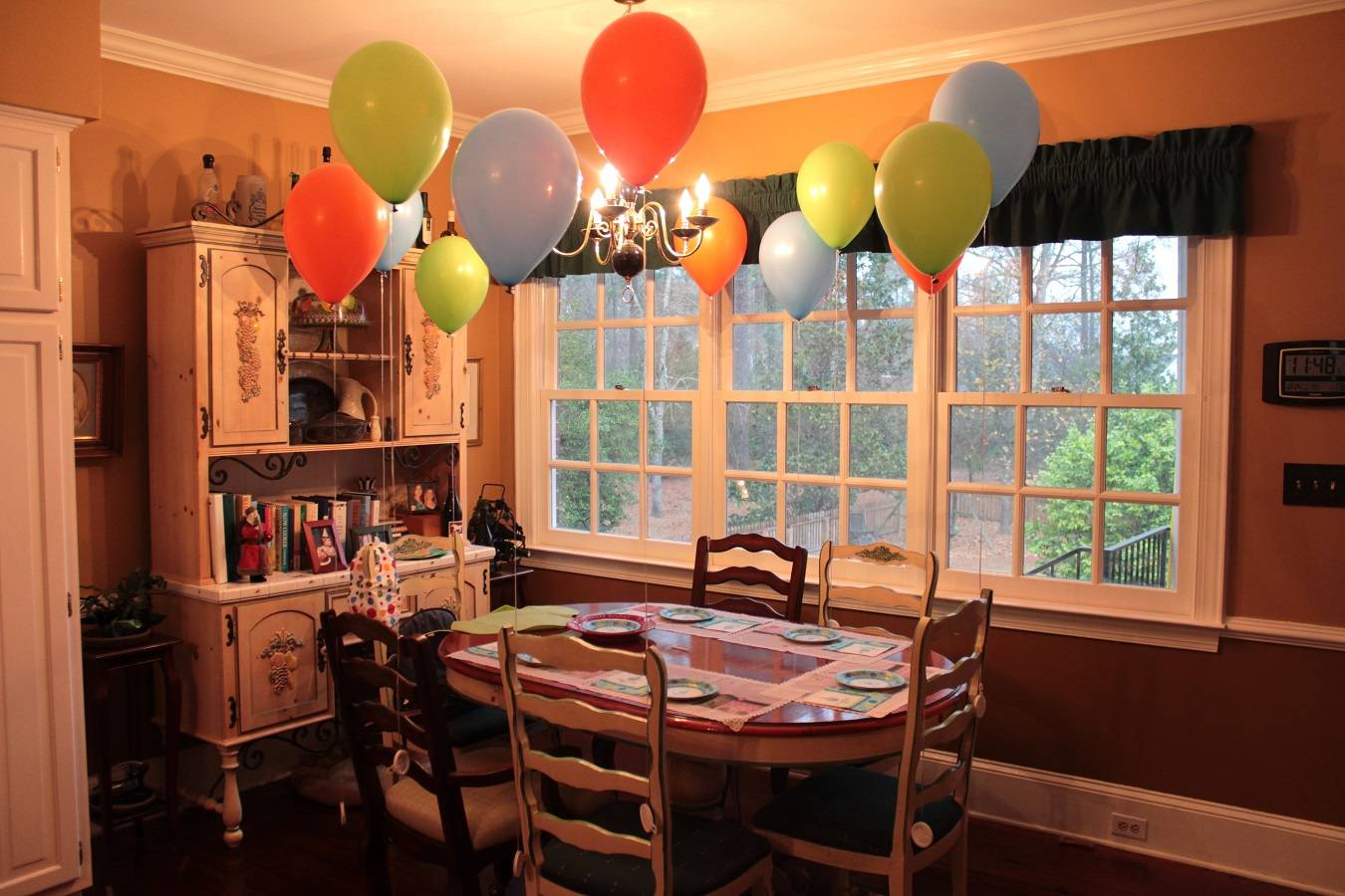 Полное ощущение праздника — как украсить комнату на день рождения
полное ощущение праздника — как украсить комнату на день рождения
