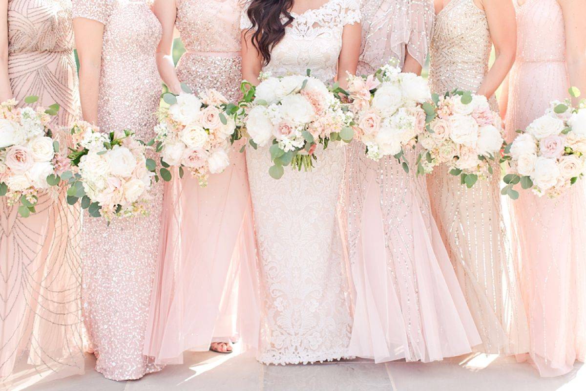 Цвет свадебного платья айвори: пышные, серьги под платье, фото