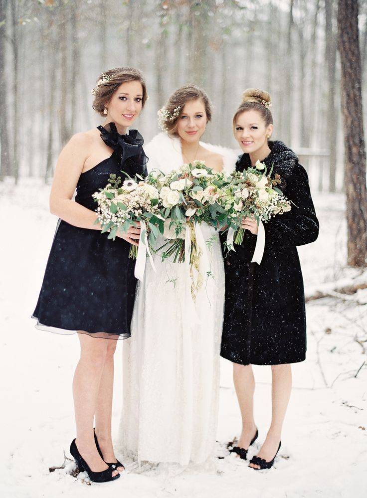 Модное свадебное платье для зимы 2022 года: мега тренды фото - модный журнал