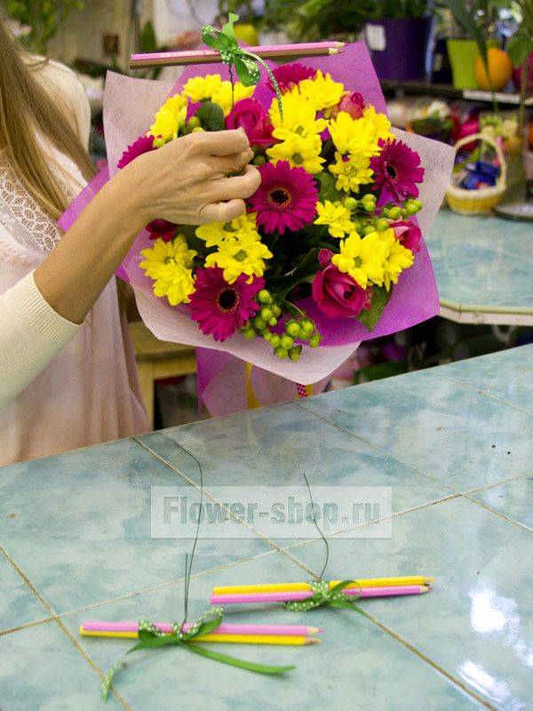 Что подарить учителю на 1 сентября вместо цветов и конфет | im girl