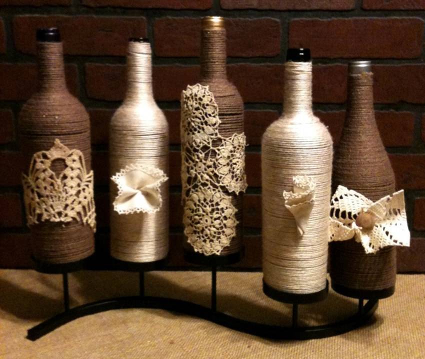 Декорирование стеклянных бутылок своими руками: описание техник, мастер-класс по созданию украшений
