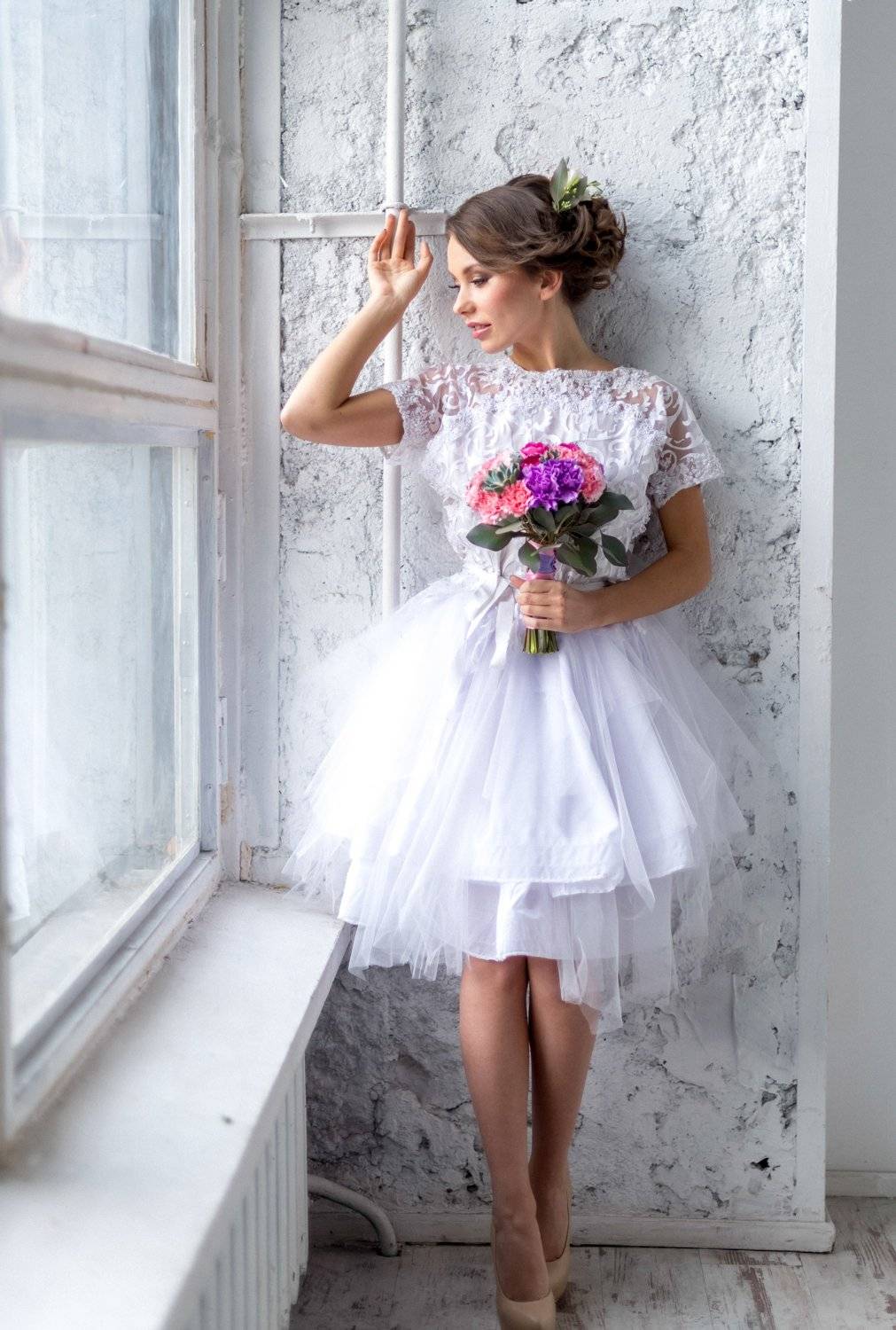 Короткое свадебное платье.  50 крутых фото идей
