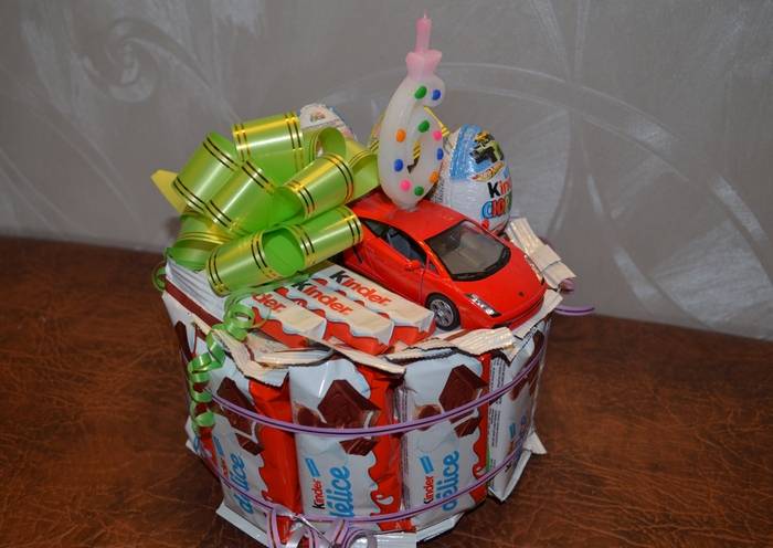 Что подарить мальчику на 4 года - 200 идей на день рождения ребенка