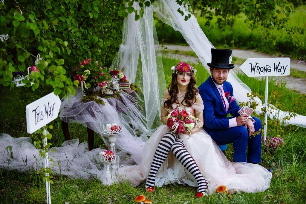 Свадьба в стиле алиса в стране чудес - фото и видео