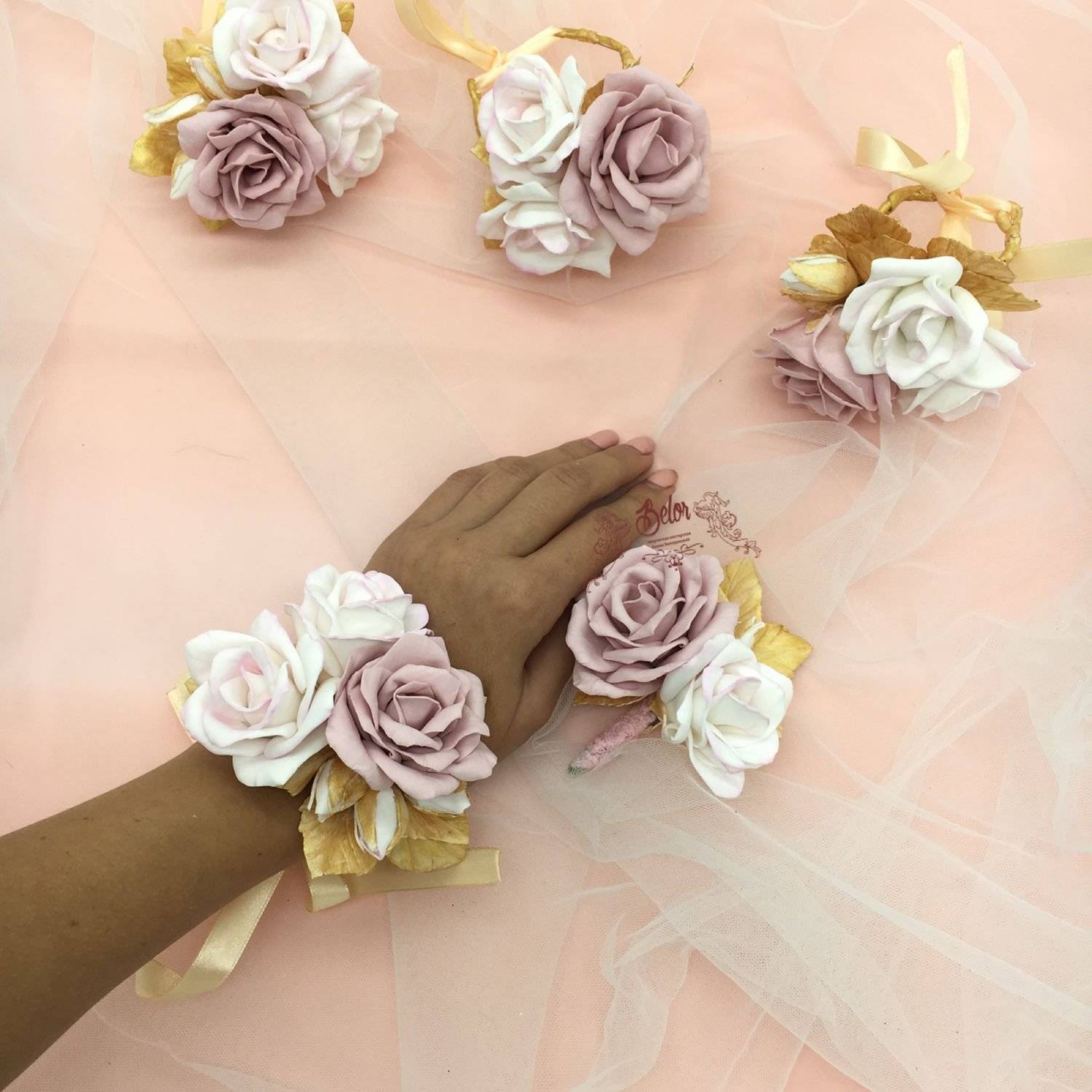 Как сделать браслеты из лент ???? свадебный браслет из живых цветов на руки подружкам