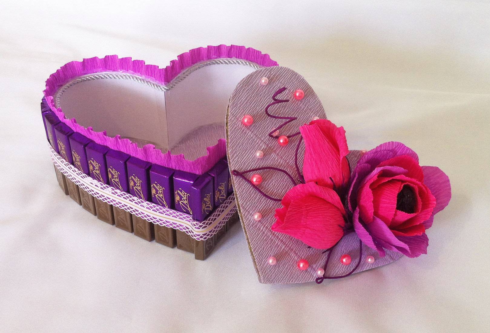 Сердце из конфет ко дню святого валентина – мастер-класс. обсуждение на liveinternet