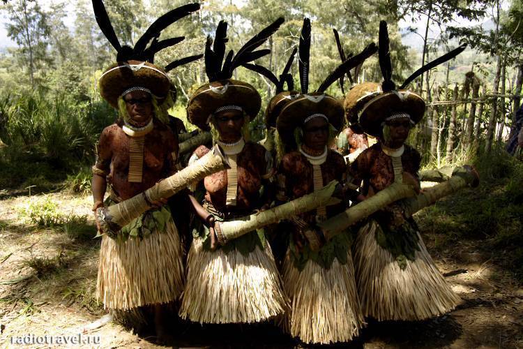 10 фактов о малоизвестных первобытных племенах и их необычных традициях
